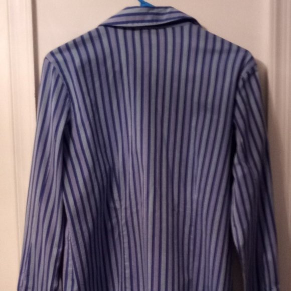 Pre-Owned Women’s JG Hook Blue Striped Shirt (Sz 10) - Picture 2 of 3
